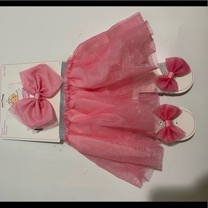 3pc Baby girl set, Tutu, Headwrap and foot wraps Size 0-6 Months